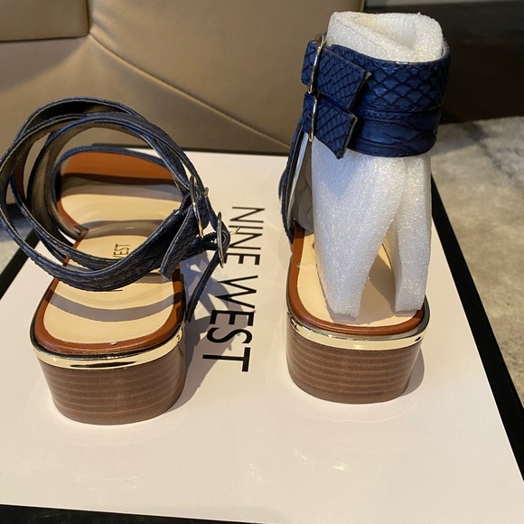 Brand new stylish gladiator style - Picture 3 of 6